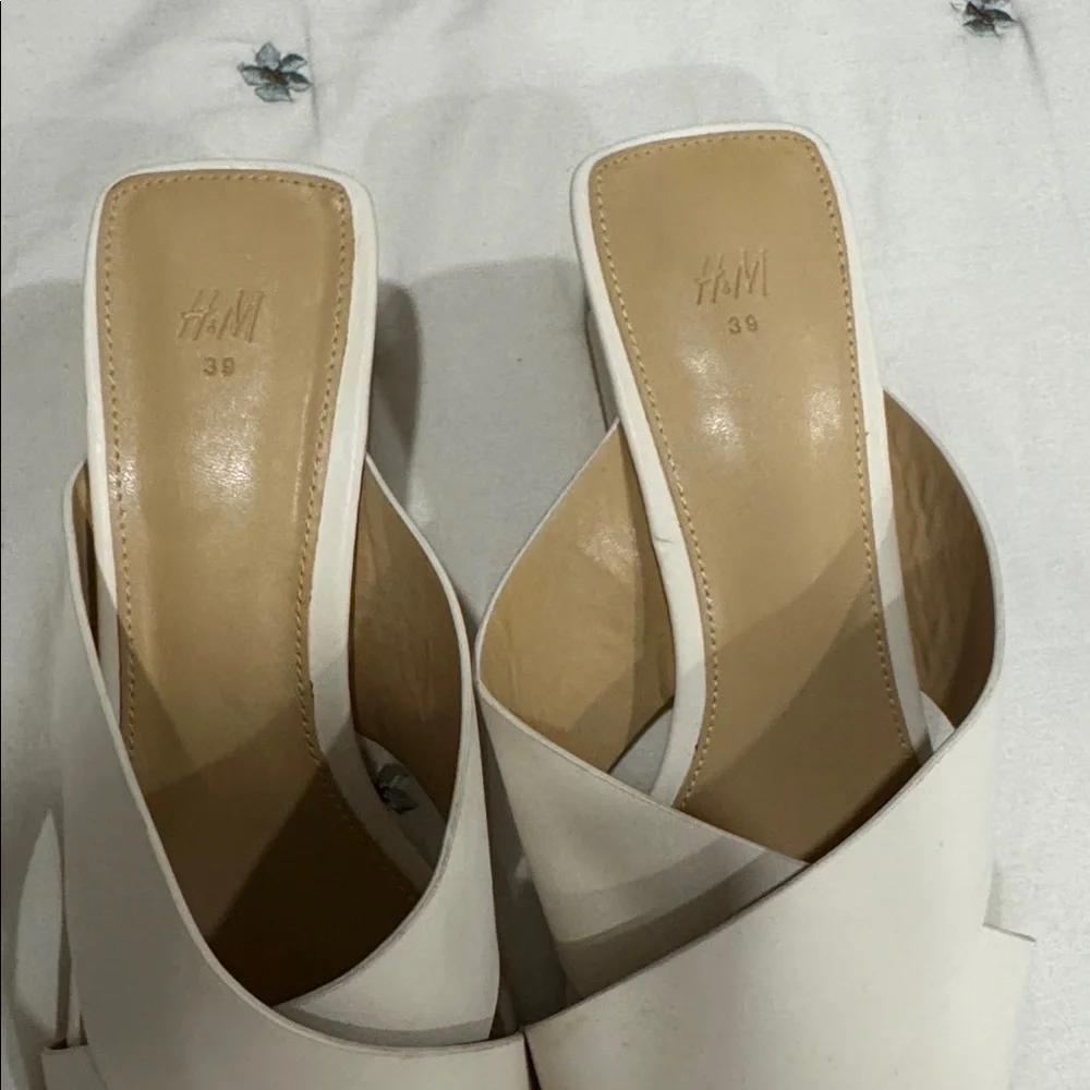 H&M New Vegan White Sandals 8 - Picture 3 of 5